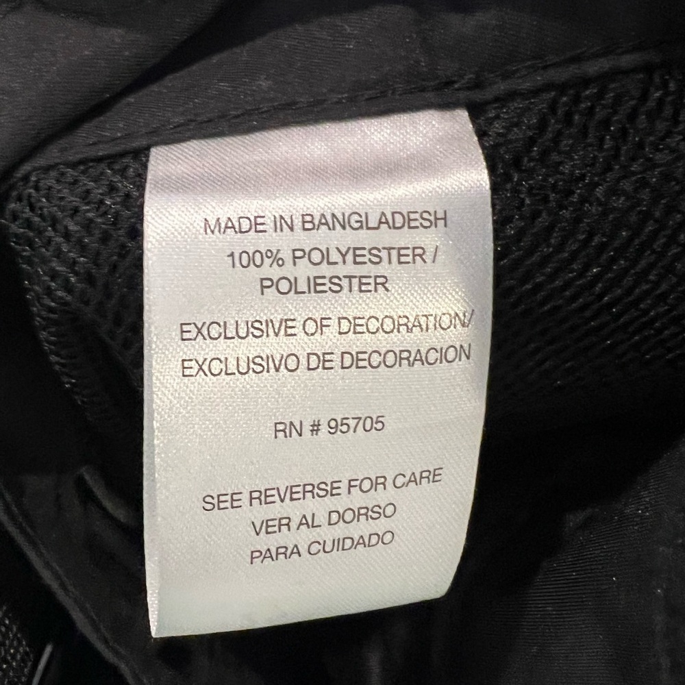 D16.23. Denali Men's Microfiber Pocket Cargo Shorts Black Size 36 - Picture 5 of 8